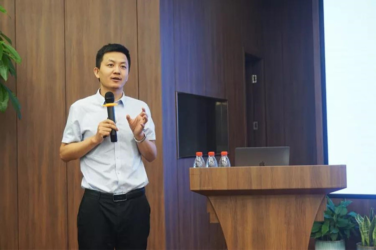 微信图片_20190911180050_副本.jpg
